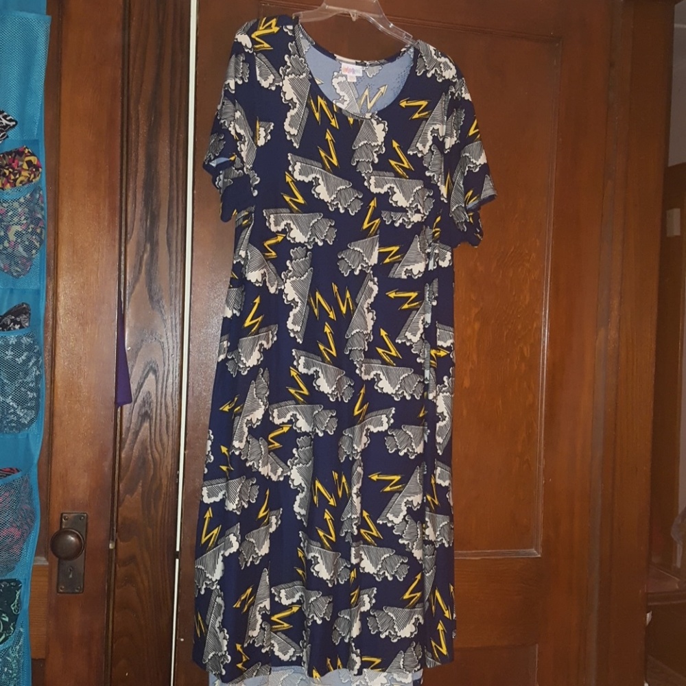Lularoe Carly
